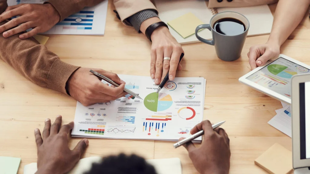 Mapeie sua realidade financeira atual.